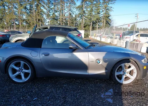 2005 BMW Z4 2.5I из США, поврежденный, VIN 4USBT33525LS53894